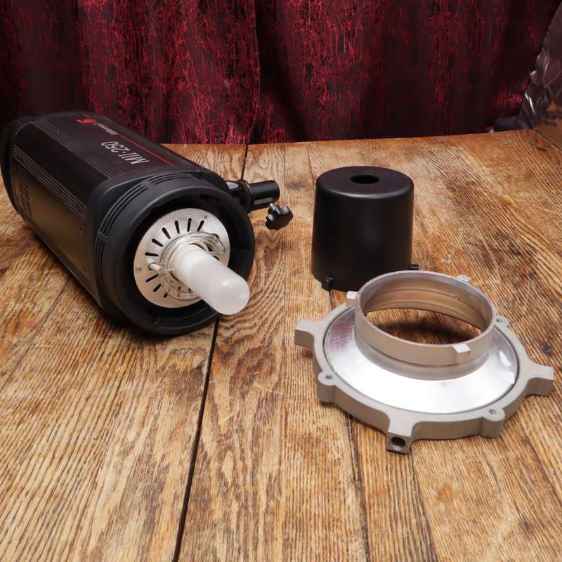 Jinbei 250W Millennia II Studio Strobe Flash with Modeling Lamp MII-250