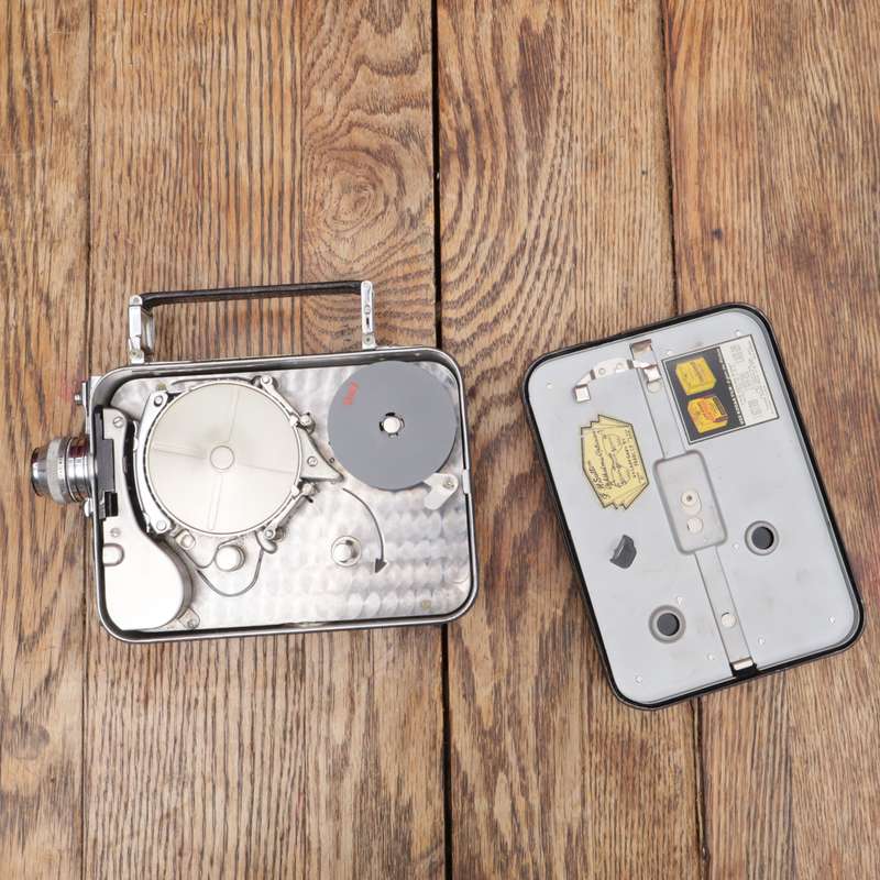 Cine Kodak Eight Model 60 8mm Film Movie Camera + Kodak Anastigmat 13mm f1.9 Lens