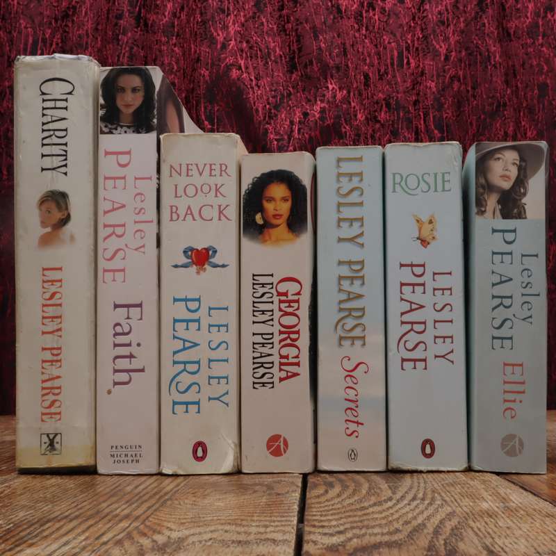 7 Books Collections Authored by LESLEY PEARSE