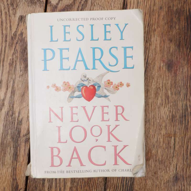 7 Books Collections Authored by LESLEY PEARSE