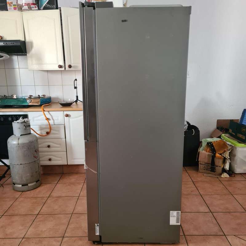 LG 601L Platinum Silver Side by Side Refrigerator, Door-In-Door (Plumbed) - GC-J247SLUV