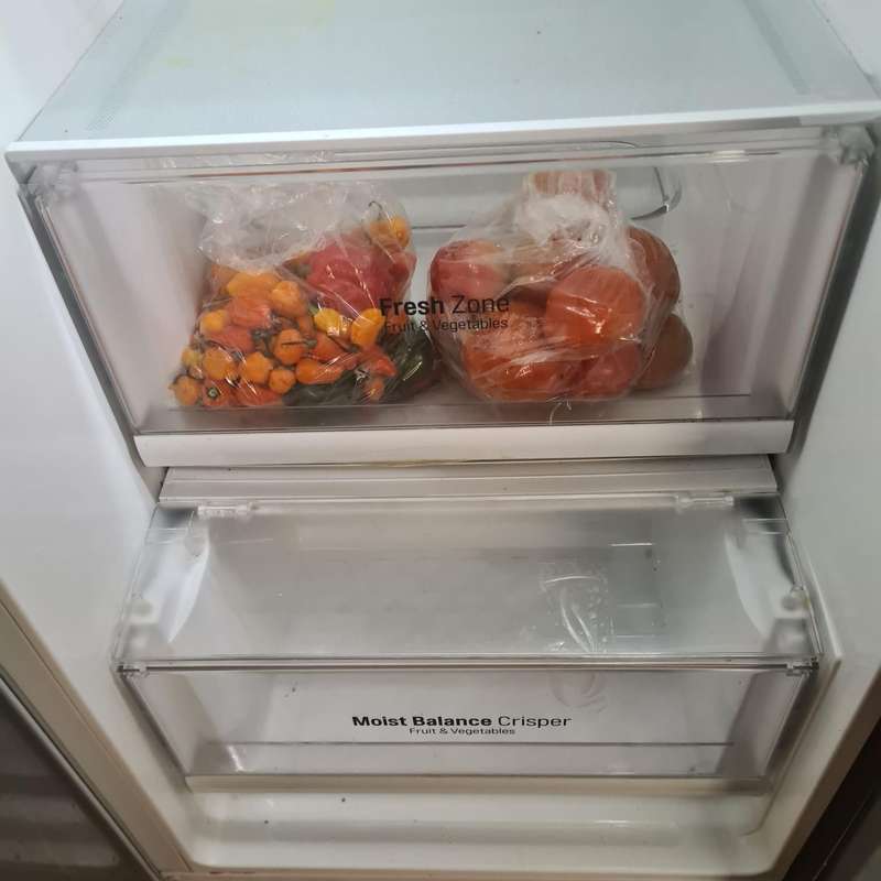 LG 601L Platinum Silver Side by Side Refrigerator, Door-In-Door (Plumbed) - GC-J247SLUV