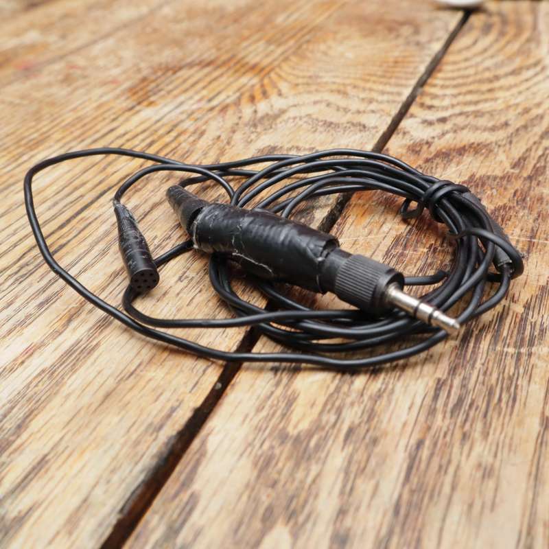 Sennheiser MKE 2-eW Omnidirectional Lavalier Condenser Microphone Plus Additional 8 Mics