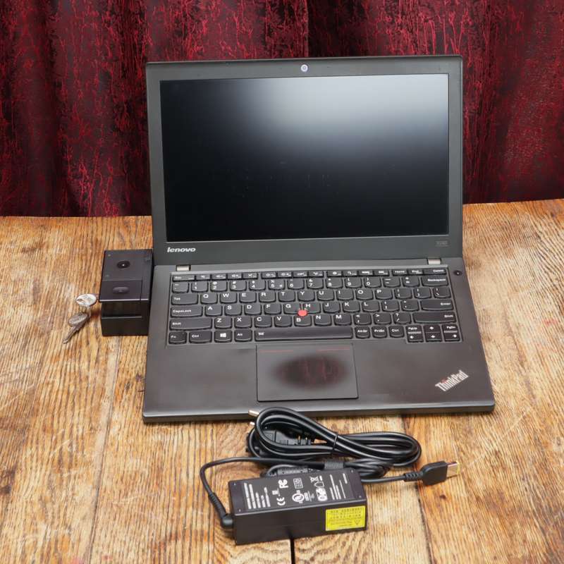 Lenovo ThinkPad X240 Ultrabook Core i5 8GB RAM 500GB 12.5" Display
