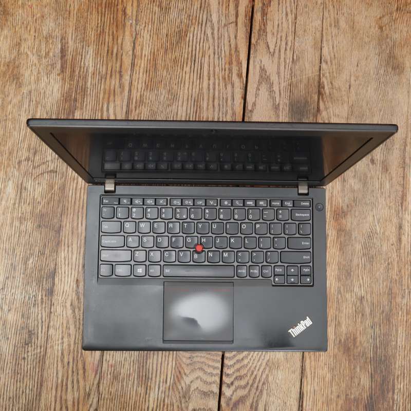 Lenovo ThinkPad X240 Ultrabook Core i5 8GB RAM 500GB 12.5" Display