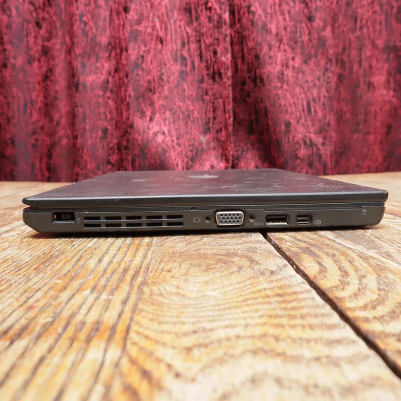 Lenovo ThinkPad X240 Ultrabook Core i5 8GB RAM 500GB 12.5" Display
