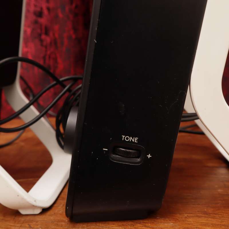 Logitech Z200 Multimedia PC Stereo Speakers Black 10 Watts
