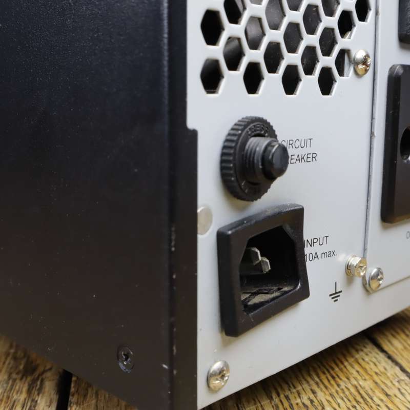 Mecer ME-2000-WPTU Online UPS 2000VA/1600W - Pre-Owned