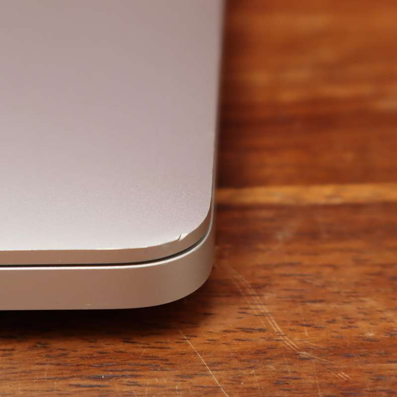 MacBook Pro 16" 2019 2.6 GHz 6-Core Intel Core i7 512GB SSD 16GB RAM AMD Radeon Intel UHD Graphics