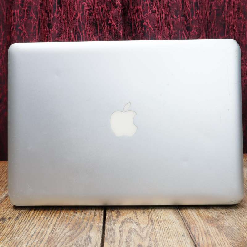 13" MacBook Pro Early 2011 Core i5 2.3GHz 4GB RAM 320GB McBookPro8,1