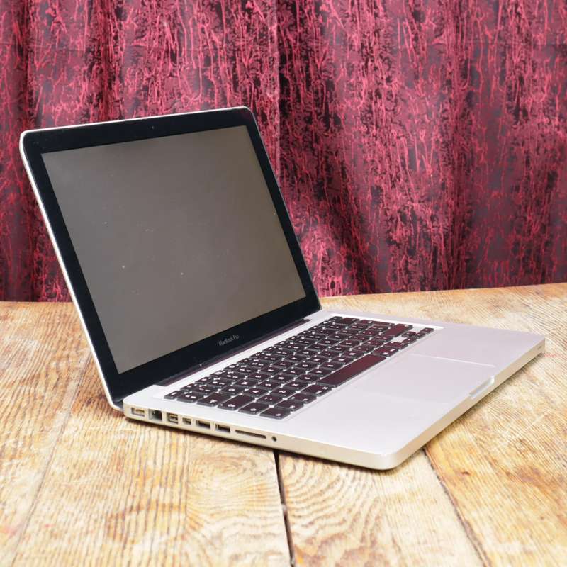 13" MacBook Pro Early 2011 Core i5 2.3GHz 4GB RAM 320GB McBookPro8,1