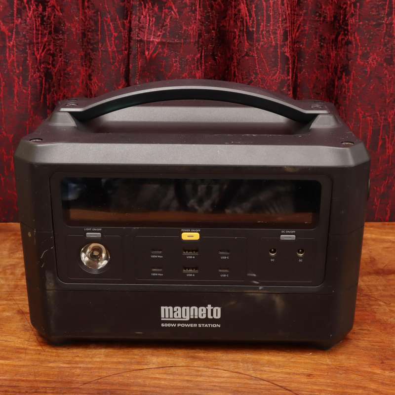 Magneto M600P1 - 600W Portable Power Station