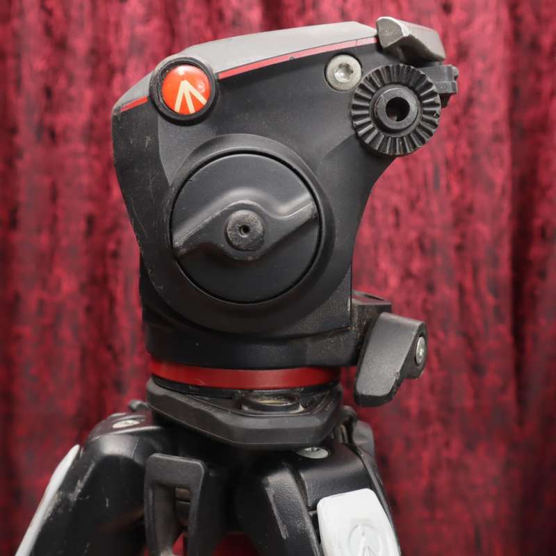 Manfrotto MT190XPRO4 Aluminium Tripod With MHXPRO-2W XPRO Fluid Head