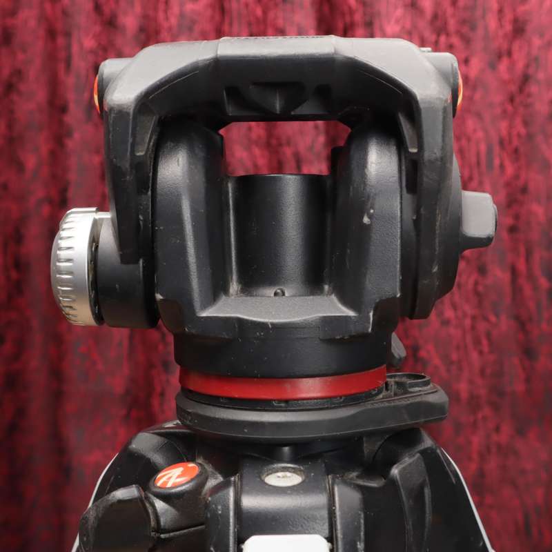 Manfrotto MT190XPRO4 Aluminium Tripod With MHXPRO-2W XPRO Fluid Head