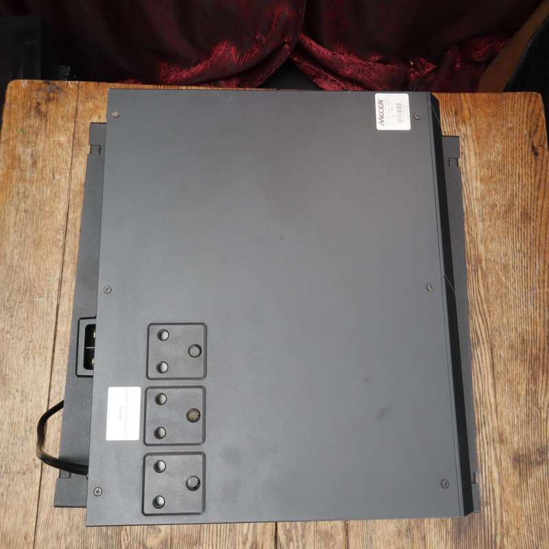 Mecer LOBO 2400 / IVR-2400LBKS 2400VA 1440W Inverter with - No Battery