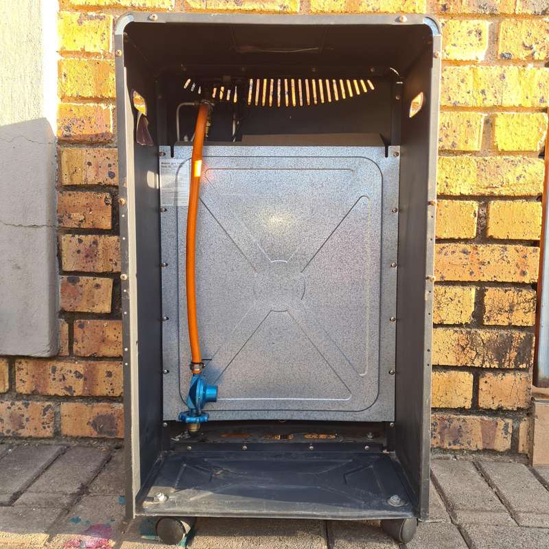 Goldair GGH-42BA Three Panel Mobile Gas Heater