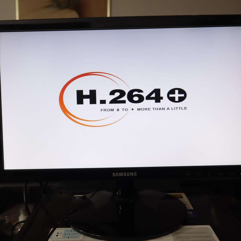Network Video Recorder 4 Channel VGA HDMI - NVR-9804TR-F
