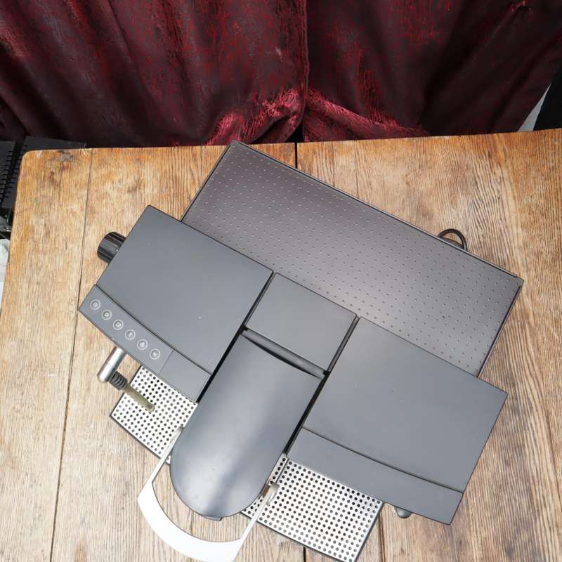 Nespresso Type 758 ES-100 Commercial Espresso Coffee Machine Set