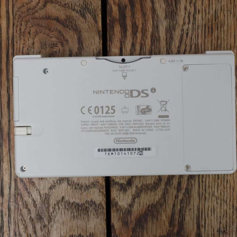 Nintendo DSi Handheld Gaming Console - TWL-001(EUR) With Extra Games