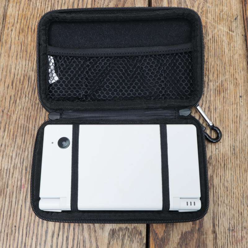Nintendo DSi Handheld Gaming Console - TWL-001(EUR) With Extra Games