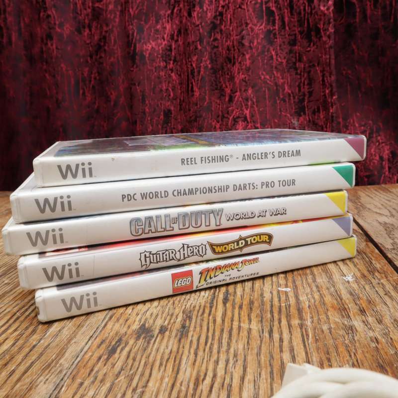 Nintendo Wii RVL-001(EUR) Console Complete Set with Six Games