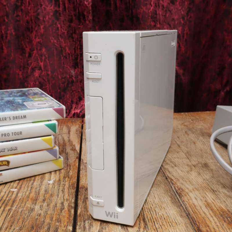 Nintendo Wii RVL-001(EUR) Console Complete Set with Six Games