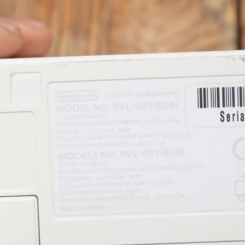 Nintendo Wii RVL-001(EUR) Gaming Console with Controllers