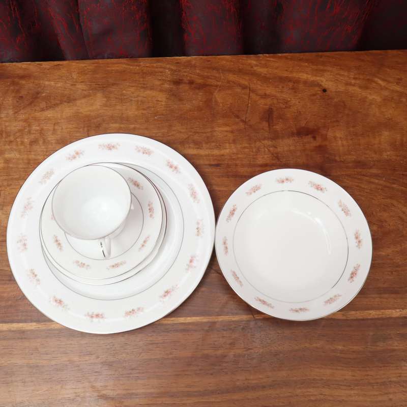 20 Pcs Noritake - RC Sri Lanka L500 Petula Dinner Set Porcelain Ceramic