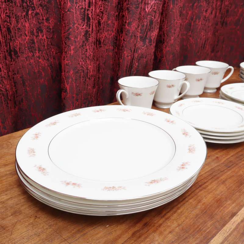 20 Pcs Noritake - RC Sri Lanka L500 Petula Dinner Set Porcelain Ceramic