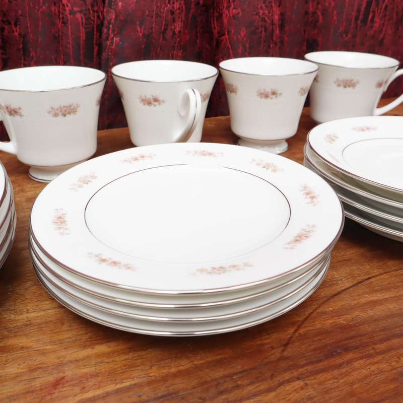 20 Pcs Noritake - RC Sri Lanka L500 Petula Dinner Set Porcelain Ceramic