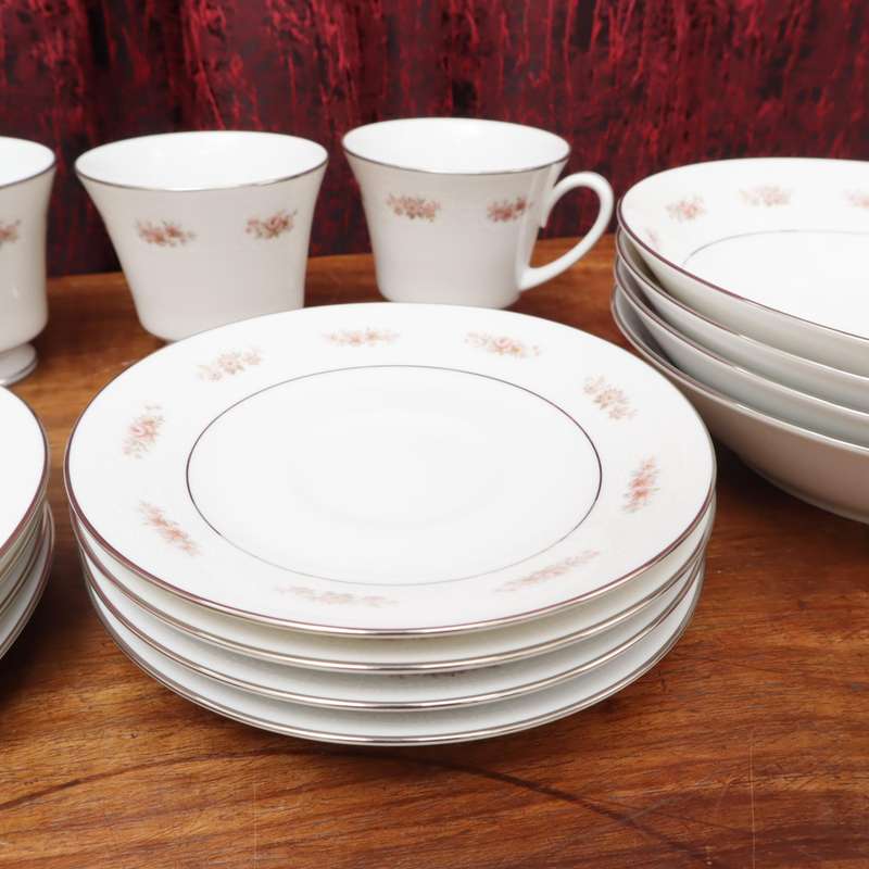 20 Pcs Noritake - RC Sri Lanka L500 Petula Dinner Set Porcelain Ceramic