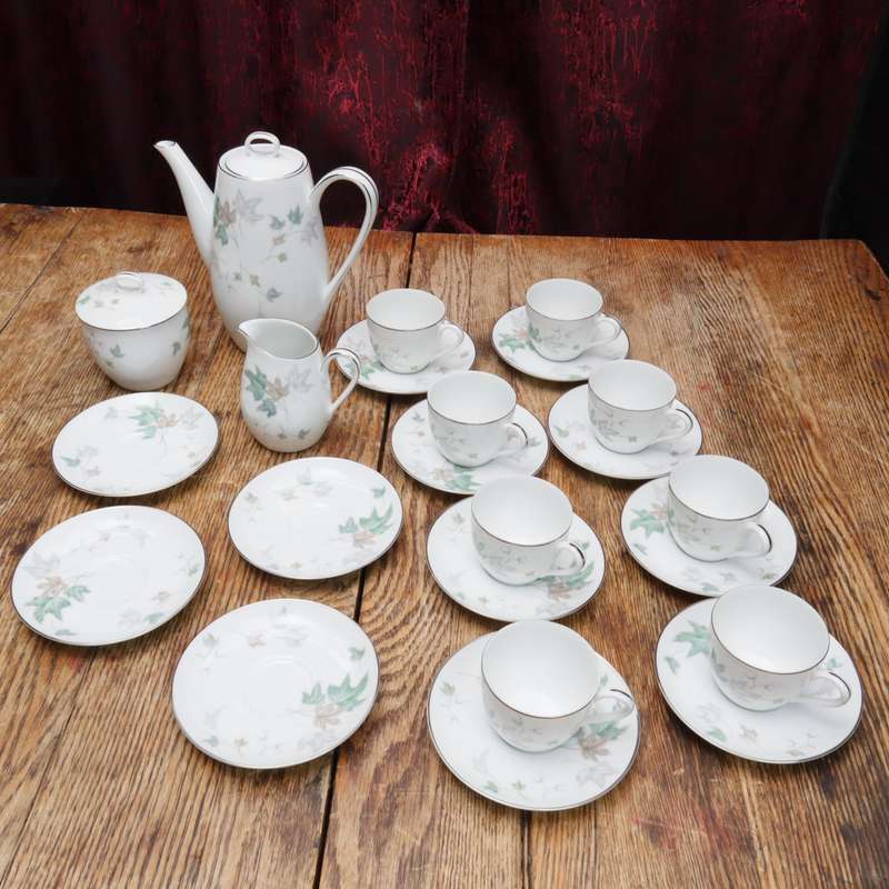Noritake RC Japan 595 Maple Leaf Fine China Porcelain Tea Set