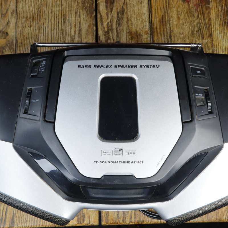 Philips CD Soundmachine AZ1839/98 Portable CD USB Radio Player - Pre-Owned