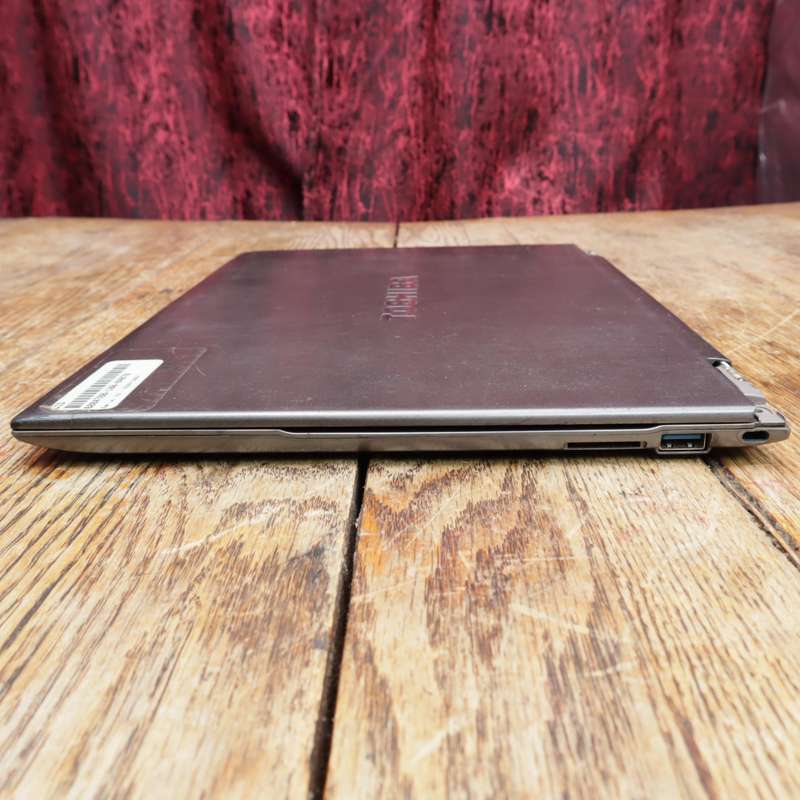Toshiba Portege Z930 13" Laptop PC Core i7 4GB RAM 2.1GHz
