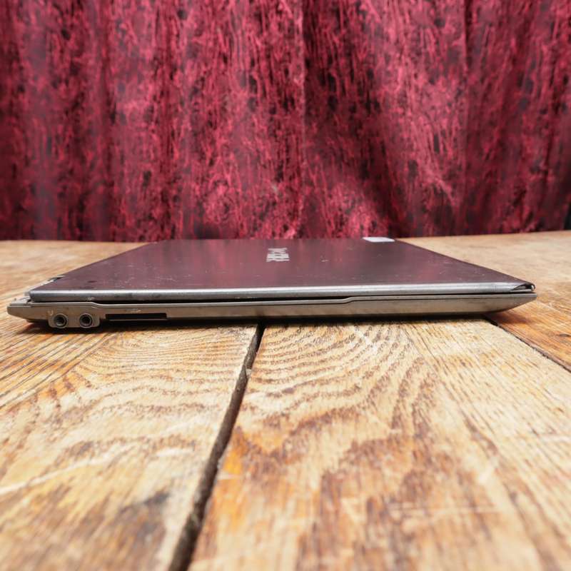 Toshiba Portege Z930 13" Laptop PC Core i7 4GB RAM 2.1GHz