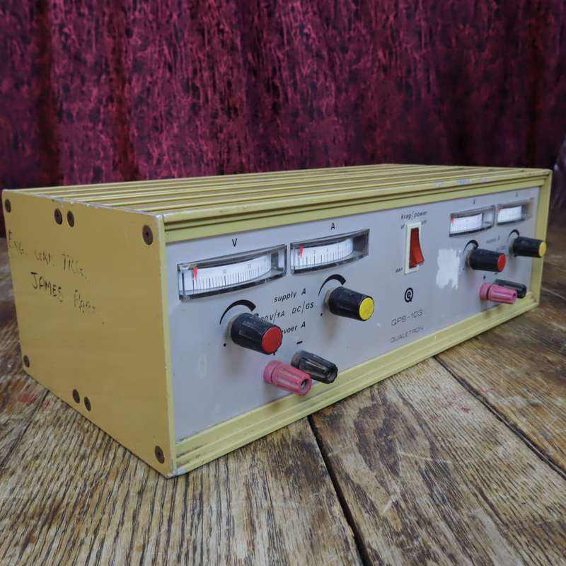 QUALETRON Old-School Bench Dual Power Supply - 30V 1A - QPS-103