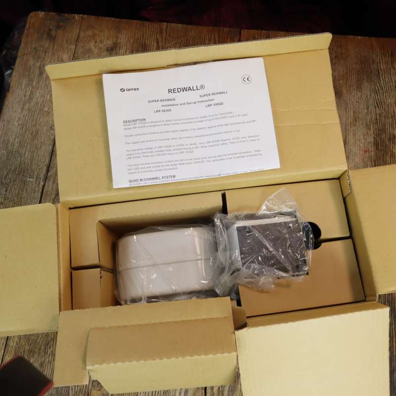 OPTEX Security Intrusion detector REDWALL: LRP-100QS