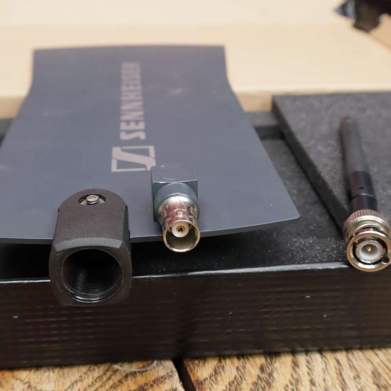 SENNHEISER A 1031-U Passive Omni-Directional UHF Antenna