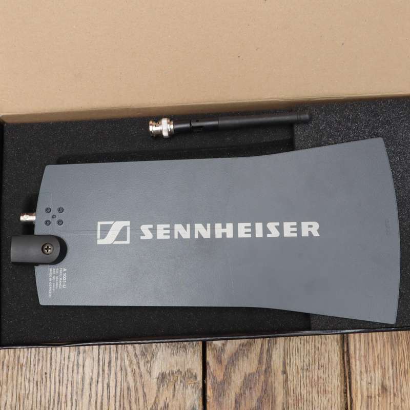 SENNHEISER A 1031-U Passive Omni-Directional UHF Antenna