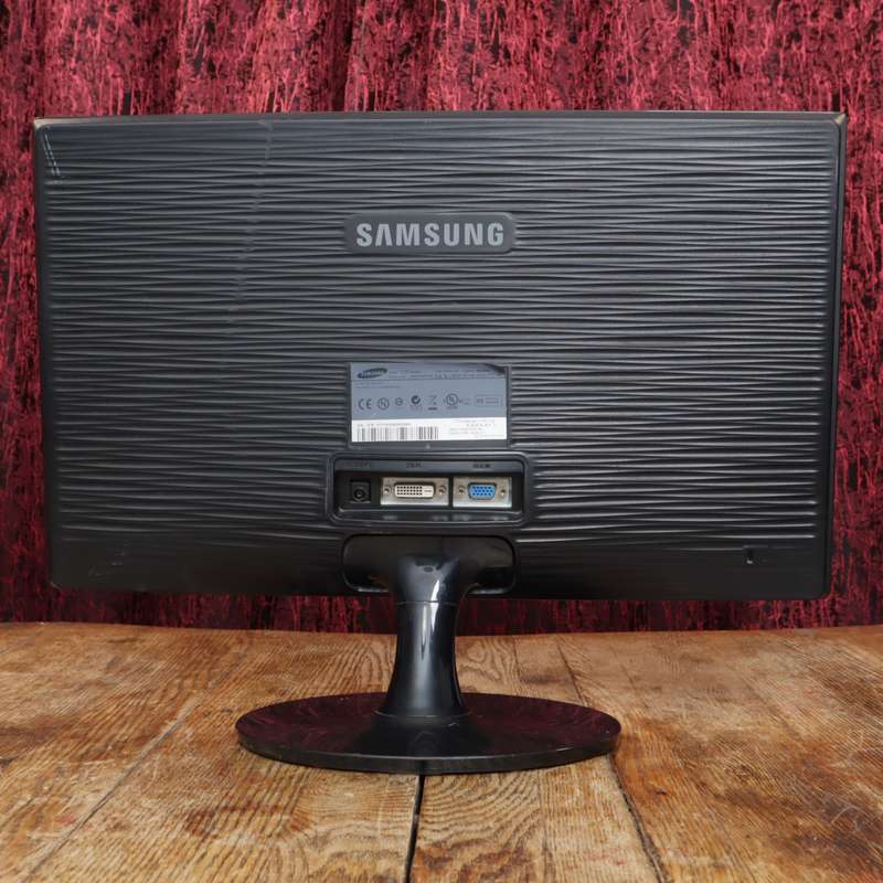 Samsung SyncMaster BX2031 LED 19.5" Monitor 1600 x 900 - Pre-Owned