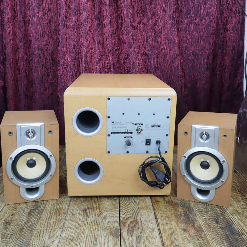 Sansui Speaker System - Sub-woofer MC-1100DSSW and Mains LXS-M330