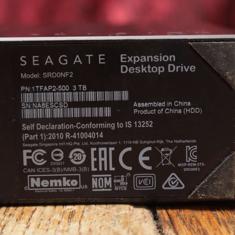 Seagate 3TB Expansion Desktop Drive External Hard Drive - SRD0NF2