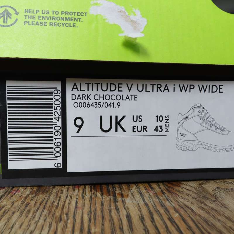 Hi-Tec Altitude V Ultra i WP Wide Men's Leather Shoes (US: 10 (UK: 9) (EU: 43)