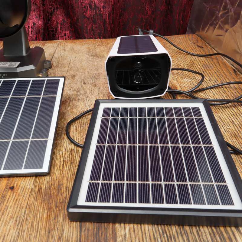 3 PCs - Solar Powered IP WiFi CCTV Security Camera with Inbuilt Lithium Battery 1080P