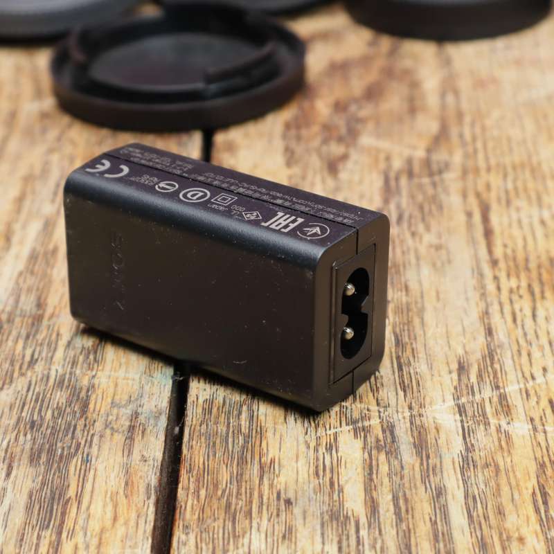 Sony Vertical Battery Grip and Battery for a7 II - a7R II - a7S II - (VG-C2EM) and Accessories