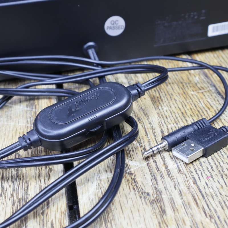 Genius USB SoundBar 100 Soundbar Speaker 2.0 Channels 6W
