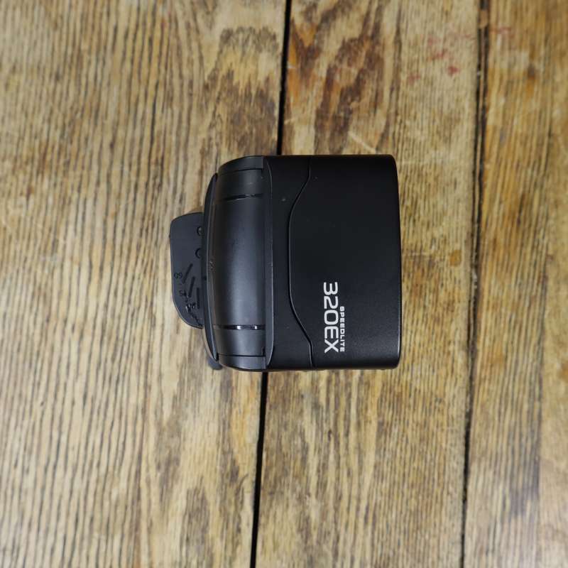 Canon Speedlite Flash 320EX - Pre-Owned