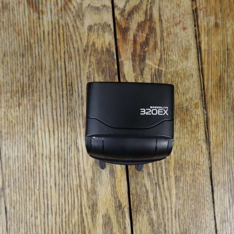 Canon Speedlite Flash 320EX - Pre-Owned