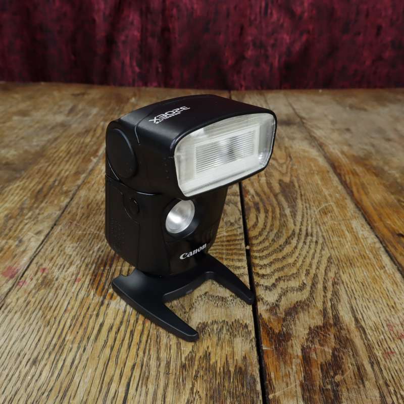 Canon Speedlite Flash 320EX - Pre-Owned