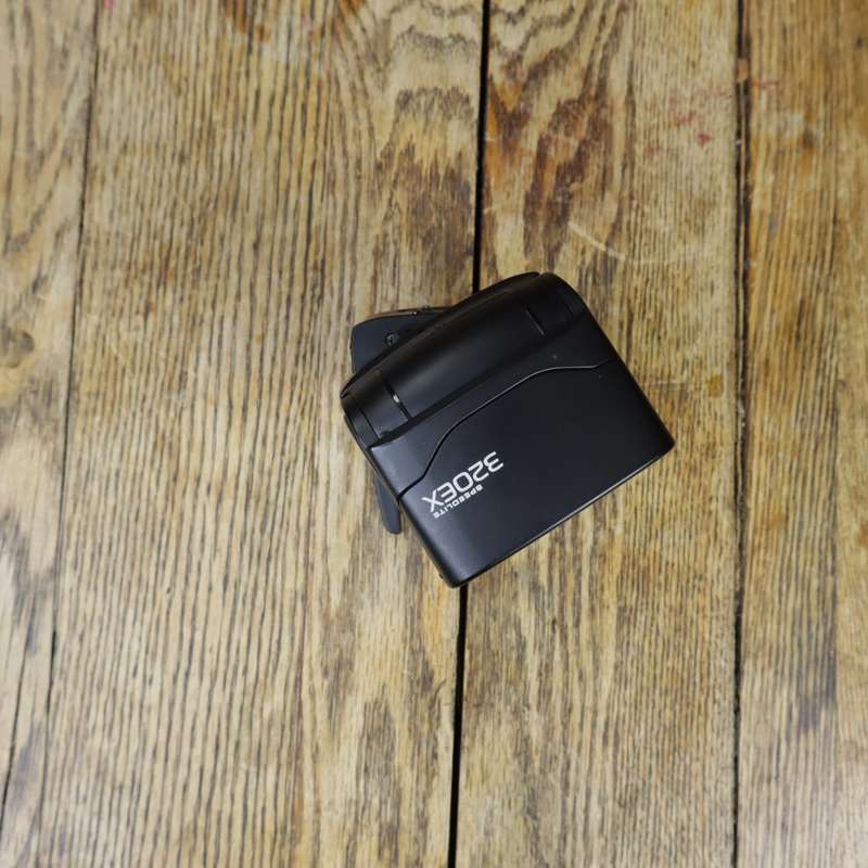 Canon Speedlite Flash 320EX - Pre-Owned